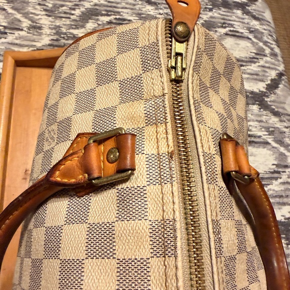 Louis Vuitton Damier Azur Speedy 30 – Pre-Loved, Great Condition - Picture 6 of 14